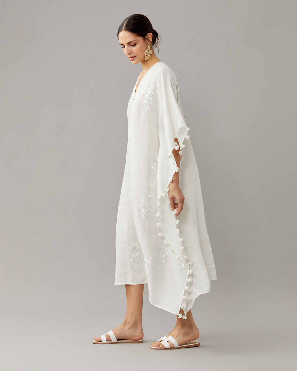 White linen kaftan online
