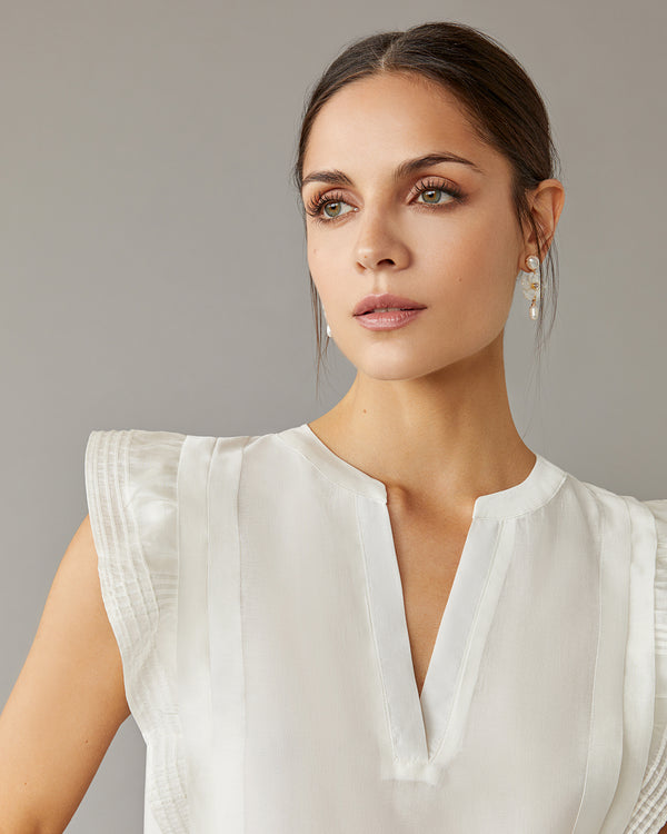 Pleated Ruffle Sleeveless Blouse